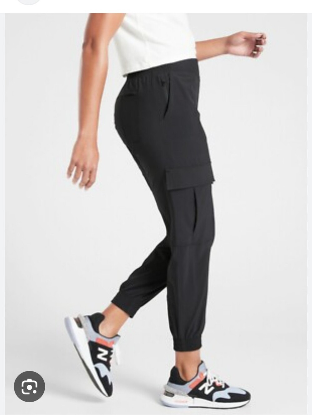 Athleta Black Chelsea Utility Joggers with Cargo Pockets Size 2
